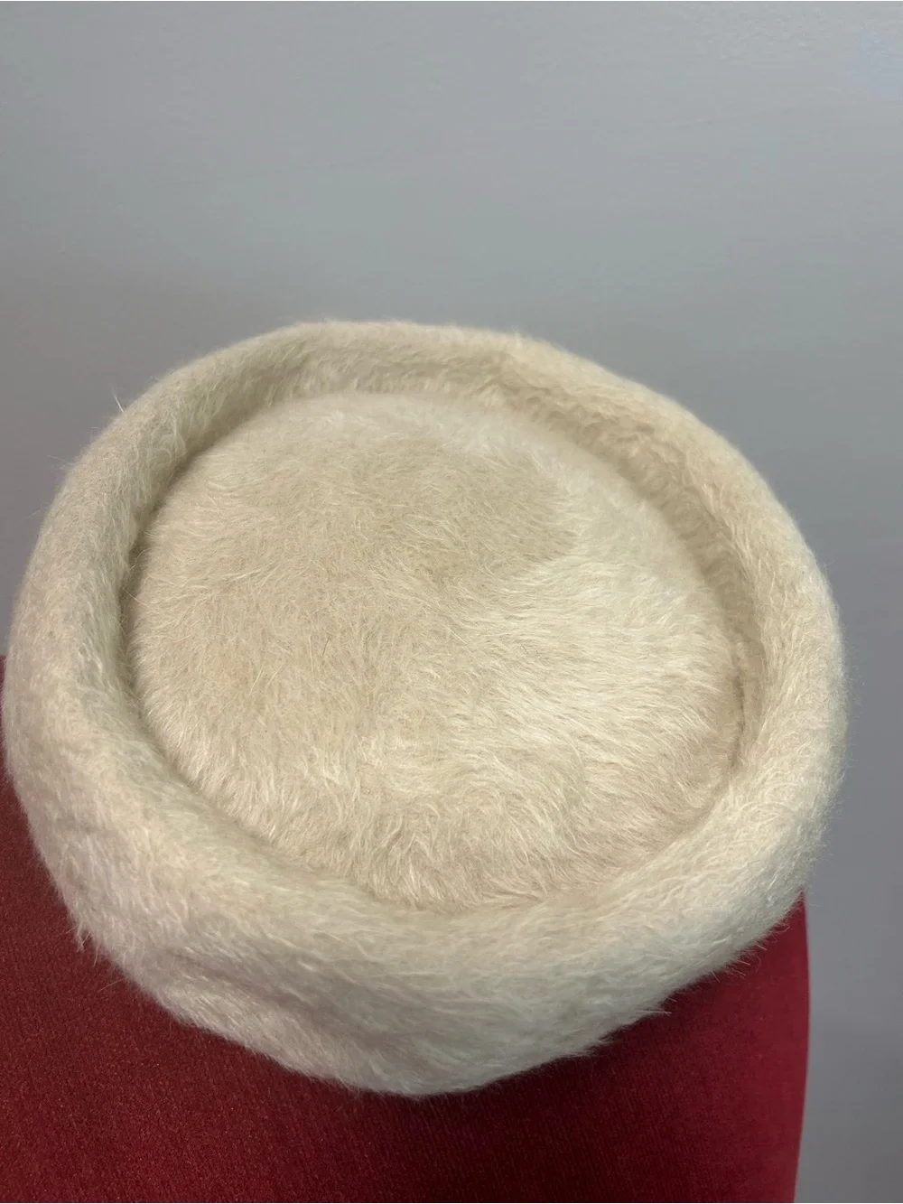 Dayire New York Vintage Plush Cream Faux-Fur Women's Hat - Soft Textured Beret